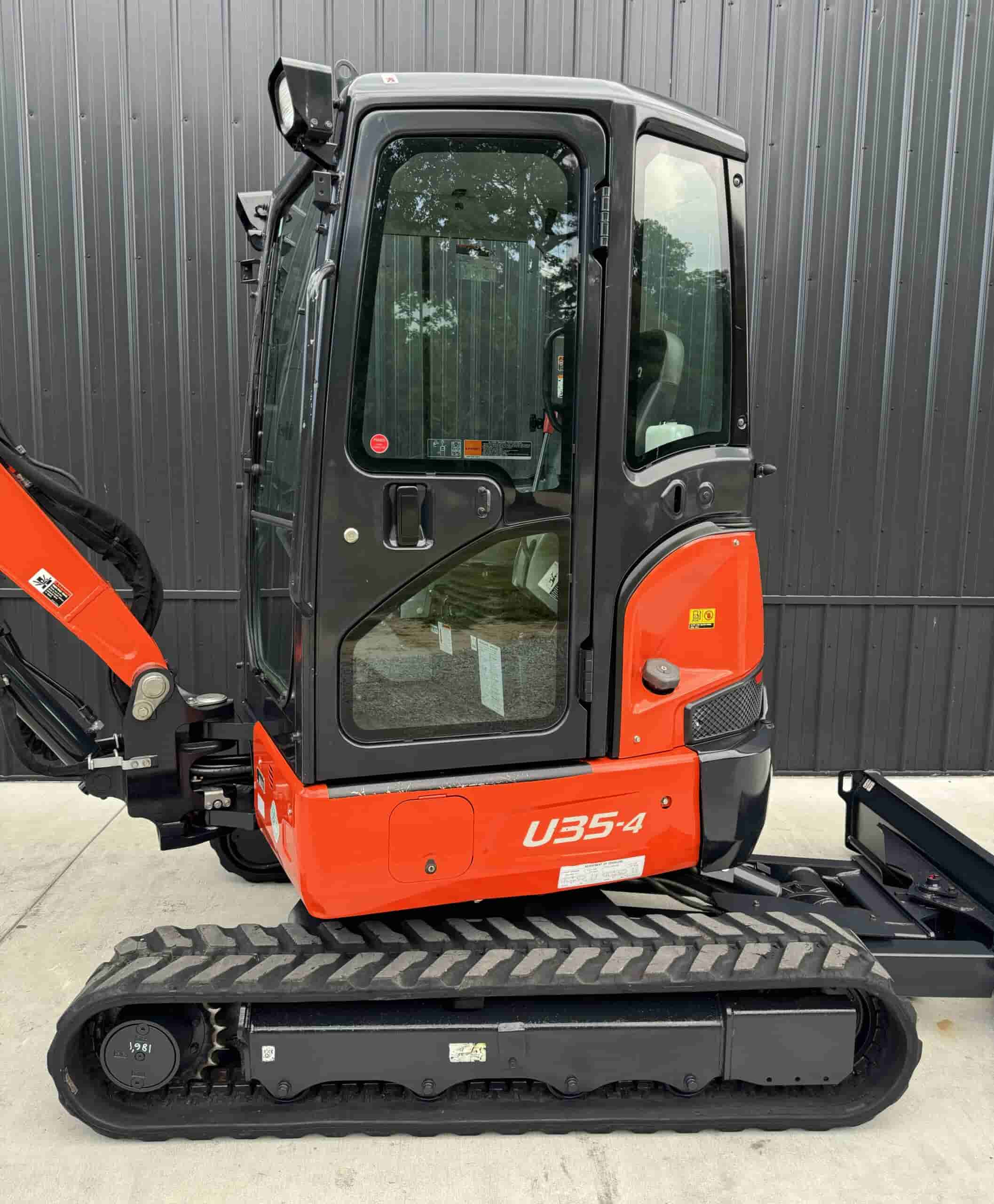 2019 KUBOTA U35-4
